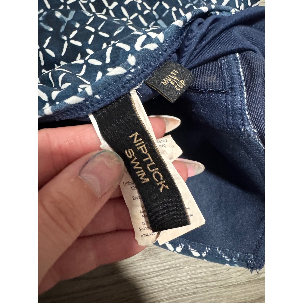 Nip Tuck Swim Multi Fit Cup One‎ Piece Swimsuit Navy Blue Geometric Women's sz 4 - Picture 3 of 4